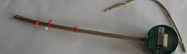 Jumelages et interventions scolaires:
Ecole Jean Moulin à Vire (14). violons-bidons classe CM1-CM2:
violons-bidons ecole Jean Moulin (17).JPG