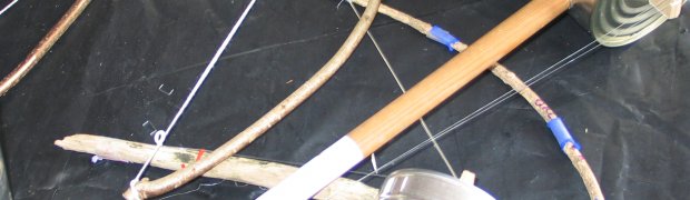 Ecole Jean Moulin à Vire (14). violons-bidons classe CM1-CM2:
violons-bidons ecole Jean Moulin (3).JPG